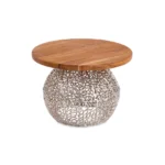 طاولة قهوة منقوشة بقاعدة خشبية متشابكة